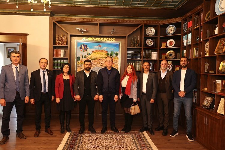 TÜRSAB yöneticilerinden Mehmet Savran'a ziyaret -