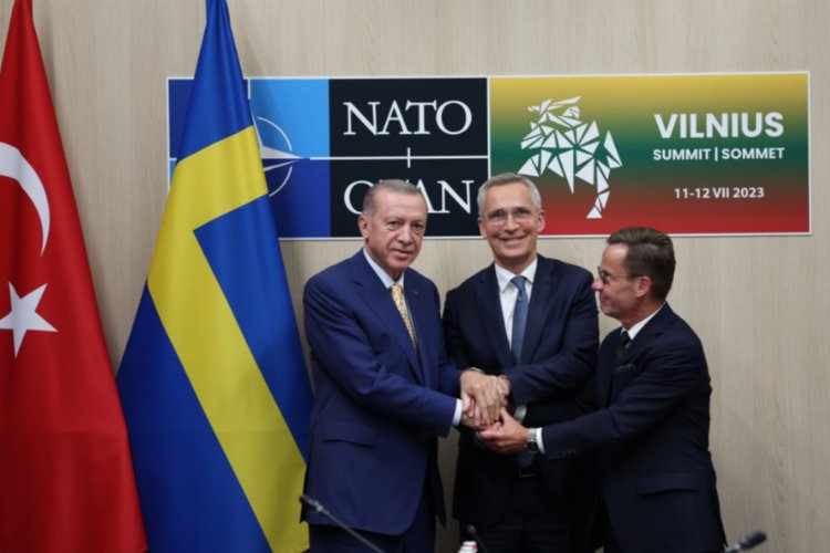 Üçlü görüşmeden NATO kararı! -