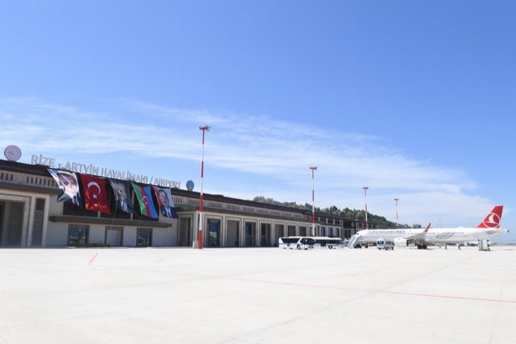 Ulaştırmada dünyayı Türkiye'ye bağlamaya devam edeceğiz -