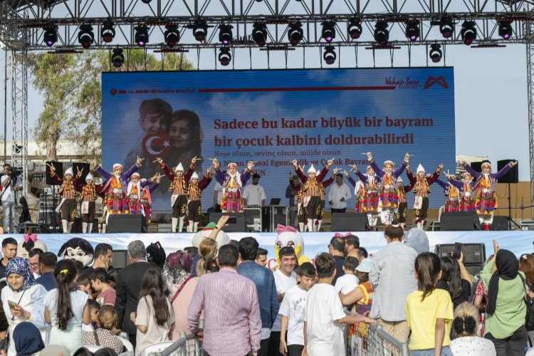 Uluslararası Mersin Çocuk Festivali neşe saçtı -