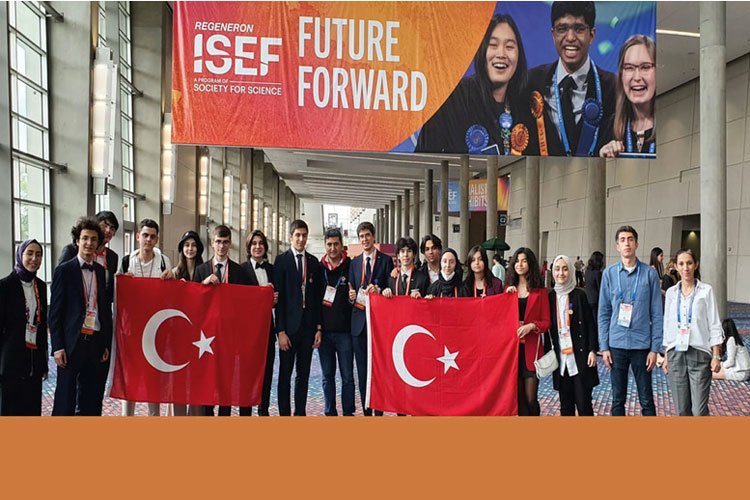 Uluslararası yarışmada liseli Türk gençlerden büyük başarı -