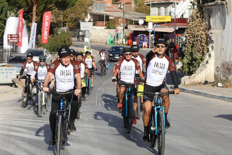 UNESCO yolunda 8. Bisiklet Turu -