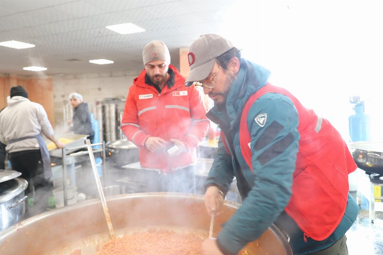 Ünlü şefler milyonlarca kap yemek yaptı -
