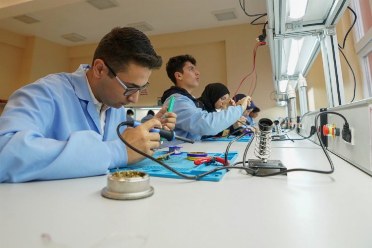 Üreten okullarda ilk 5 il belli oldu -