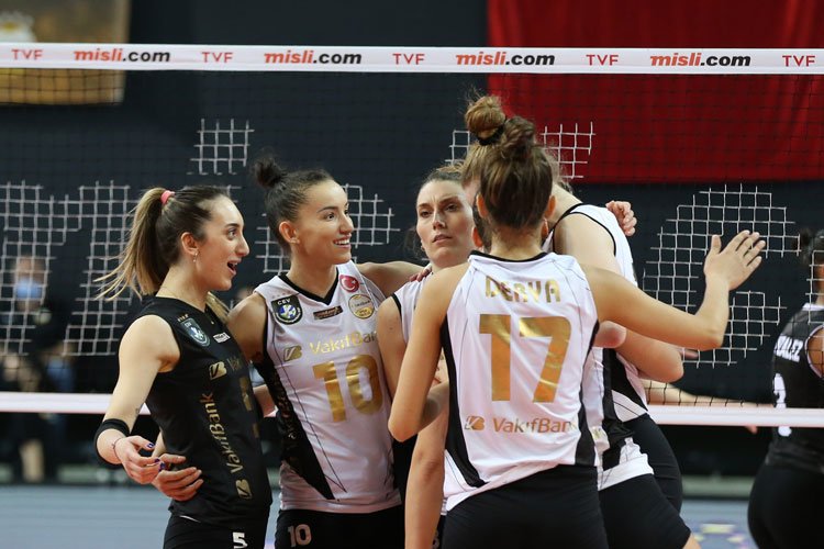 VakıfBank’tan 20. zafer sevinci -