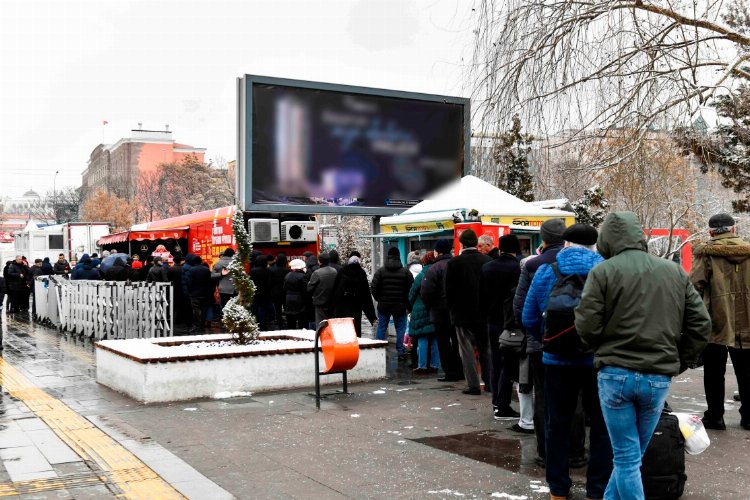 Vatandaşlar ucuz ete hücum etti! -