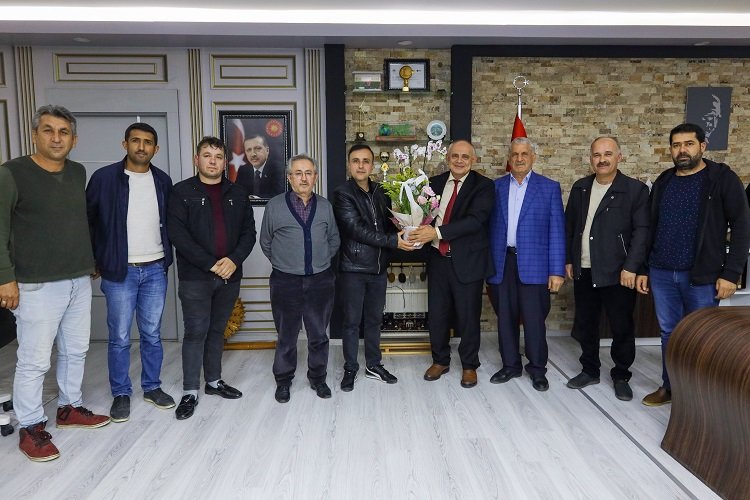 Yahyalı esnafından Başkan Öztürk'e teşekkür -