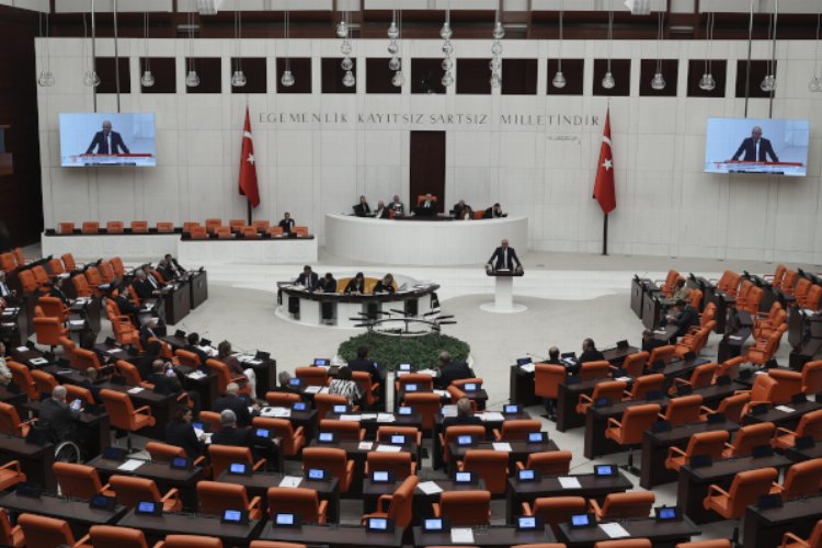 Yargıda yeni düzenlemelerle ilgili 22 madde kabul edildi... Görüşmelere bugün devam -