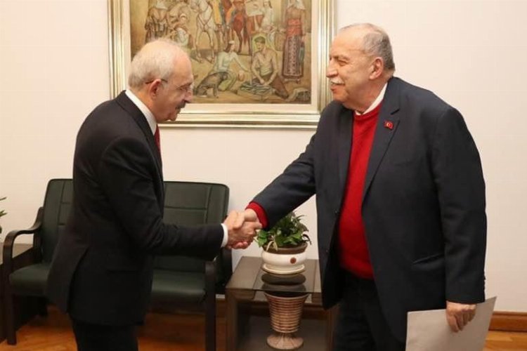 Yaşar Okuyan CHP'den ihraç edildi! -