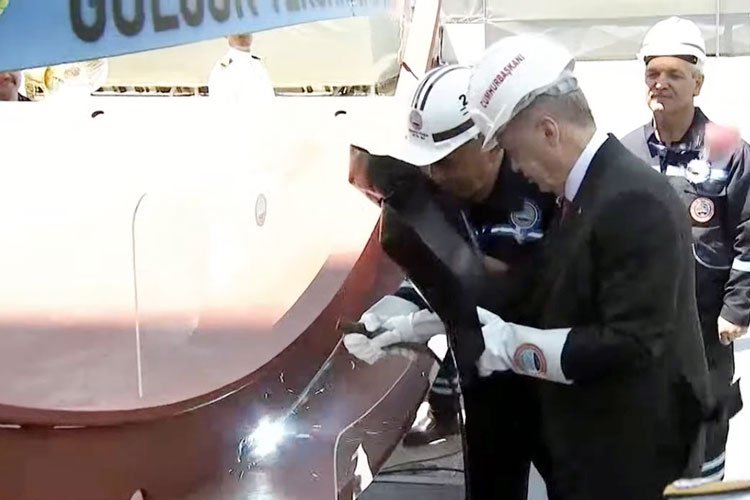 Yeni tip denizaltılar donanmaya kazandırılacak... İlk kaynak Erdoğan'dan -