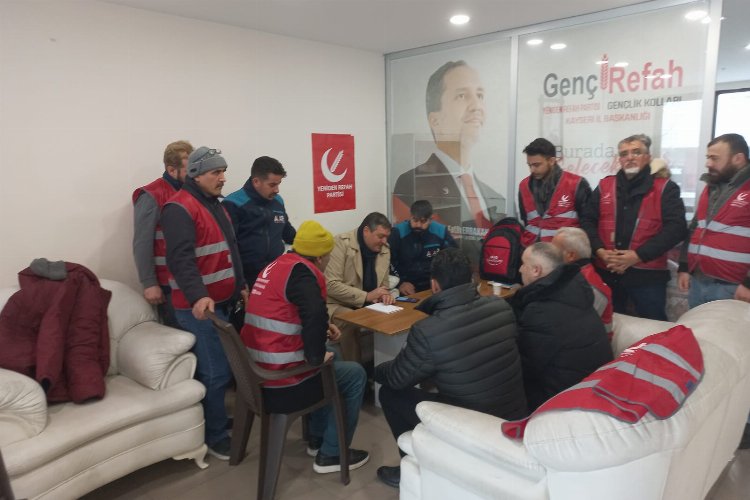 Yeniden Refah Kayseri'den 'deprem' mesajı -
