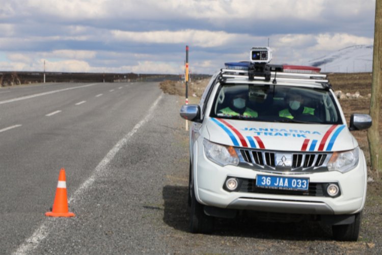 Yerli mobil hız tespiti Kars'ta kullanıldı -