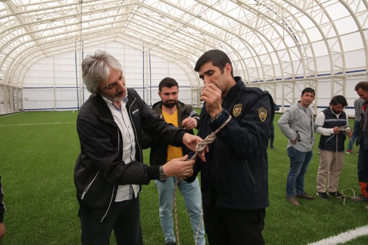 Yüksekte çalışan personele eğitim verildi -