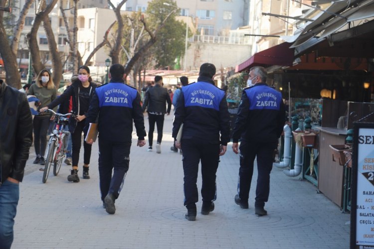 Zabıta Eskişehir için yoğun mesai yaptı -
