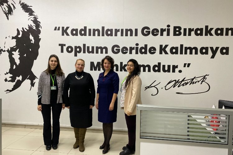 İZGİM, Türk Üniversiteli Kadınlar Derneğini ağırladı -