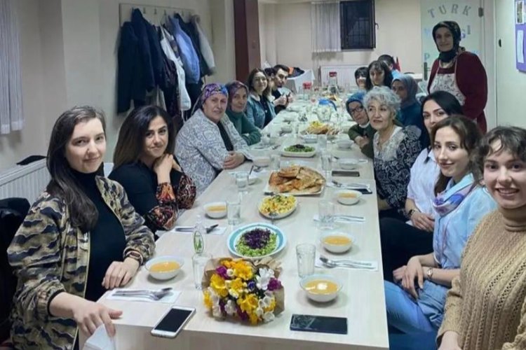 İZMEK ailesi iftarda bir araya geldi -