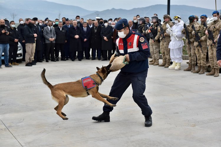 İzmir Aliağa’da Çoraklar OSB Jandarma Karakolu’nun açılışı yapıldı -
