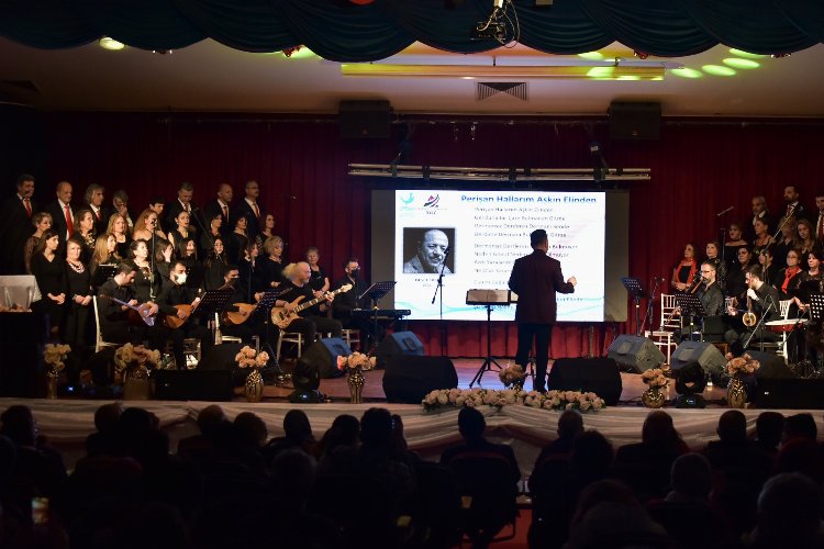 İzmir Aliağa'da türkü ziyafeti -