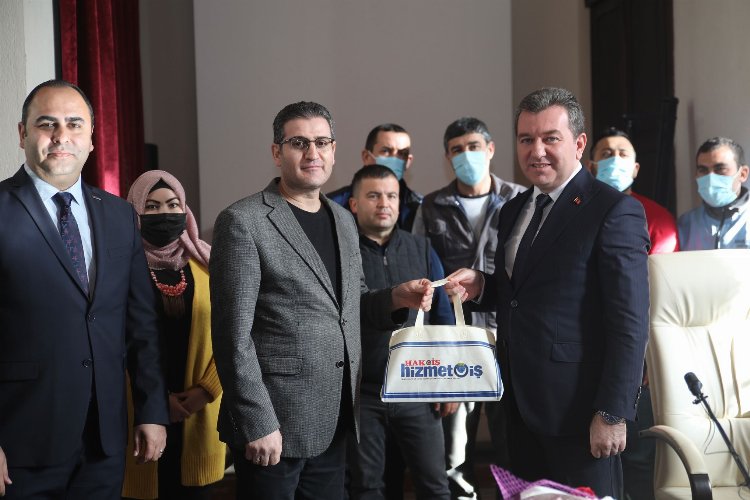 İzmir Bergama’da rekor maaş artışı -