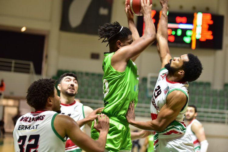 İzmir’de Manisa BBSK rüzgarı -