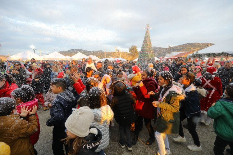 İzmir Efes Selçuk Belediyesi 'Yarıyıl Çocuk Festivali' düzenliyor -