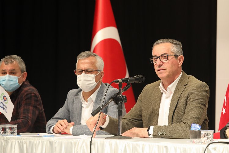 İzmir Gaziemir'de Sarnıç'taki tapu sorununda çözüme gidildi -