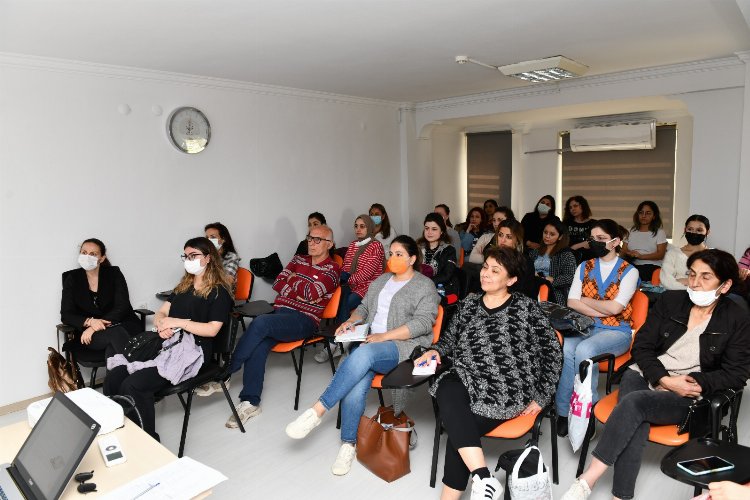 İzmir Çiğli Belediyesi'nin istihdama desteği sürüyor -