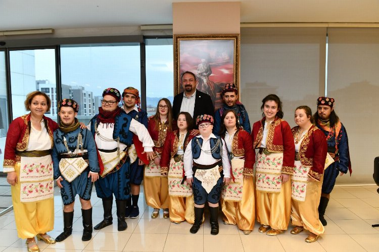 İzmir Çiğli’nin özel çocukları eğlendi -