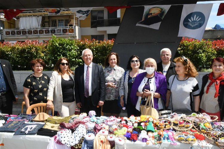 İzmir Karabağlar'da Anneler Günü Kermesi -