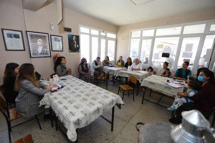 İzmir Selçuk'ta 'Temel Hukuk Eğitimi' devam ediyor -