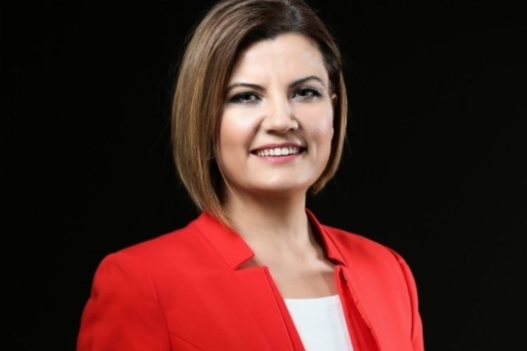 İzmit Belediye Başkanı'ndan sitemli 'nitelikli iş' paylaşımı -
