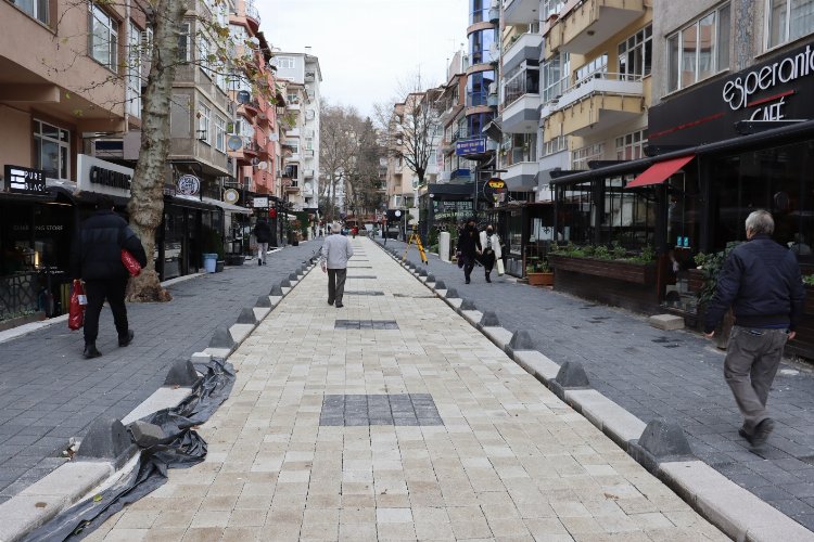 İzmit'te Rauf Orbay Sokak yeni görünümüne kavuşuyor 