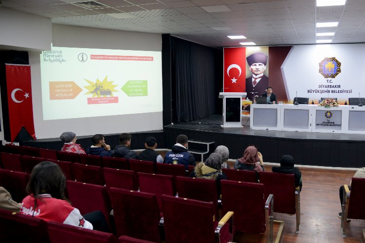 Toplum Yararına Çalışanlara 'İş Sağlığı ve Güvenliği' eğitimi -