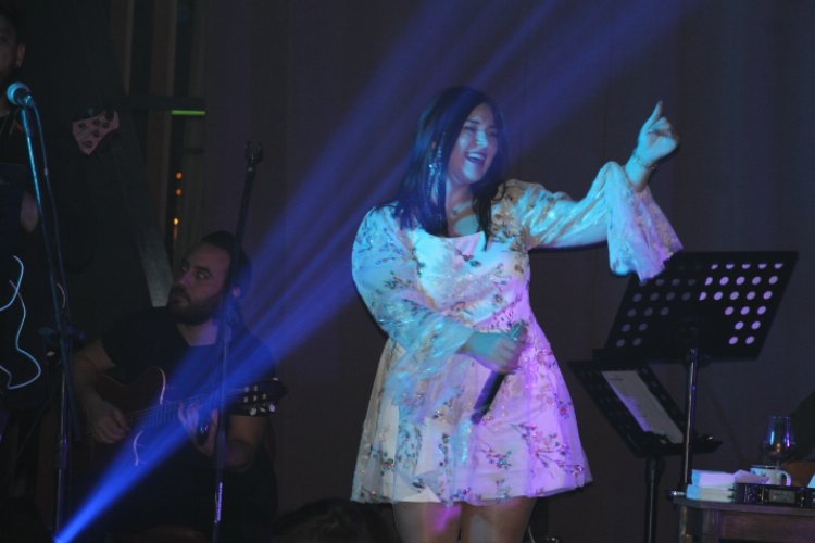 Tuğçe Kandemir “İnsan sadece bir kere aşık olur” -