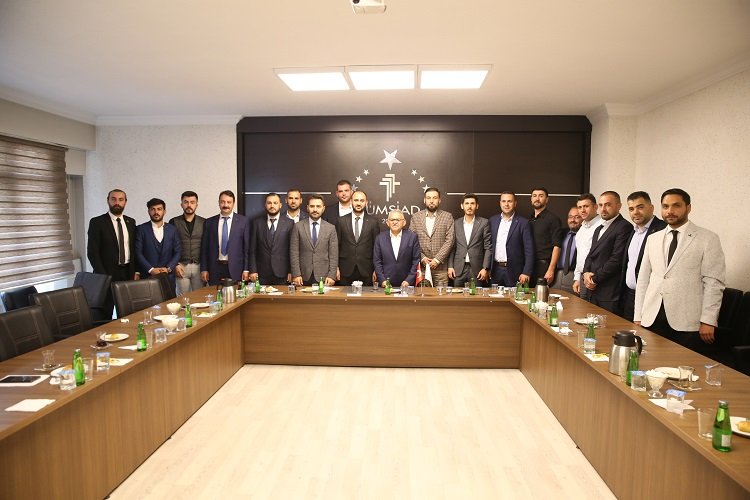TÜMSİAD Söyleşileri'nin konuğu Memduh Büyükkılıç -