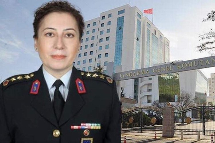 Türkiye'nin ilk kadın generali Özlem Yılmaz -