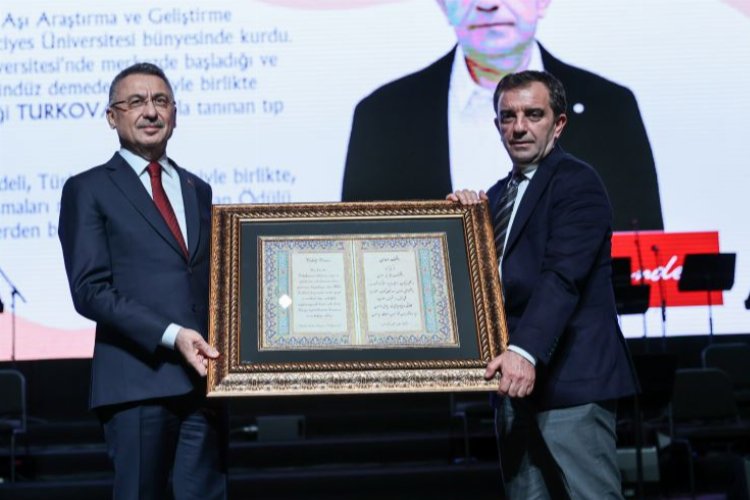 TURKOVAC'a bir ödülde Vakıflar Genel Müdürlüğü'nden -