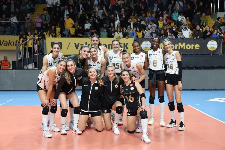VakıfBank’ın ligdeki galibiyet serisi sürüyor -