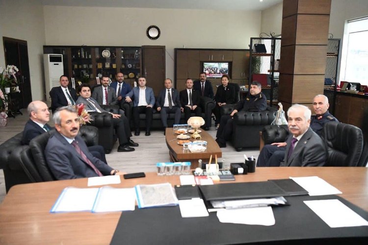 Vali Sezer'den Başkan Mehmet Özcan’a hayırlı olsun ziyareti -