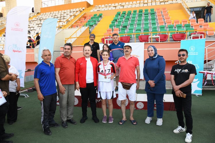 Özel çocuklardan büyük başarı -