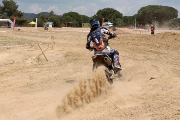 İzmir Bergama'da Türkiye Enduro'nun ilk ayağı tamamlandı -