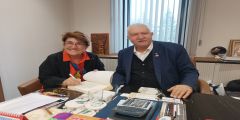 Gonca Tokuz’dan İş İnsanı İbrahim Alimoğlu’na İmzalı Kitap