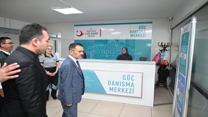 Vali Aktaş, Göç İdaresi Gebze İlçe Başkanlığında İncelemelerde Bulundu Vali Aktaş, Göç İdaresi Gebze İlçe Başkanlığında İncelemelerde Bulundu